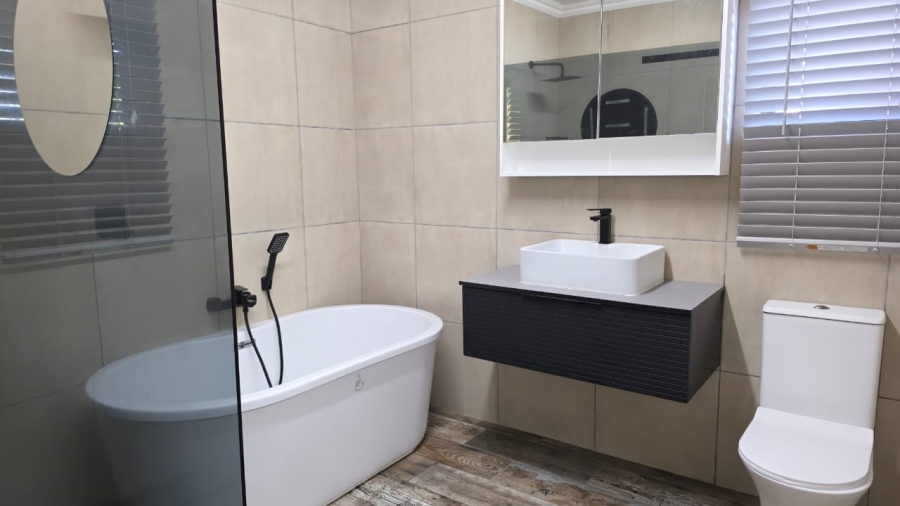 Commercial Property for Sale in Sedgefield Rural Western Cape
